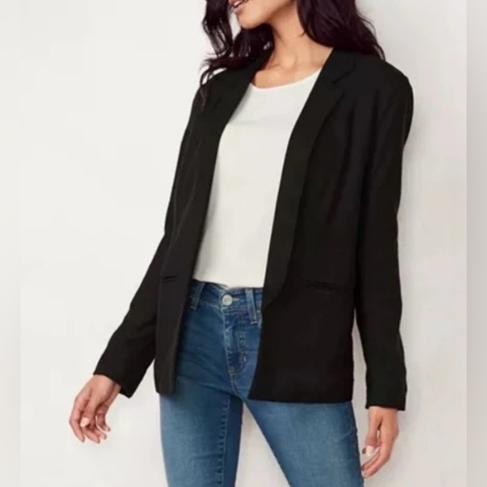 NWOT LC Lauren Conrad Black Blazer, Size M